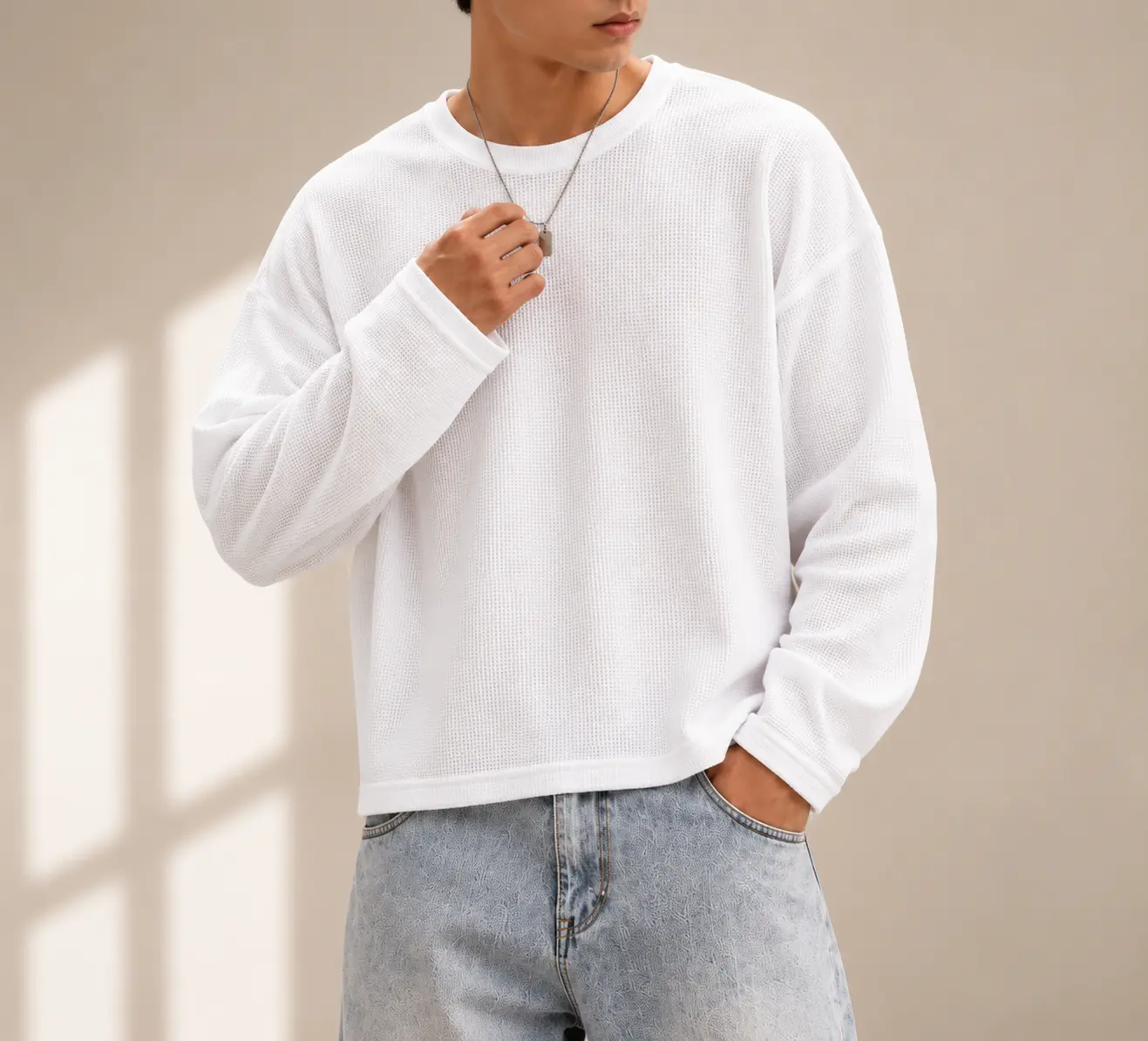 LEEVARA white waffle knit tee